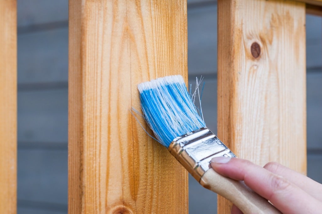 Choisir une peinture adaptée aux pièces humides